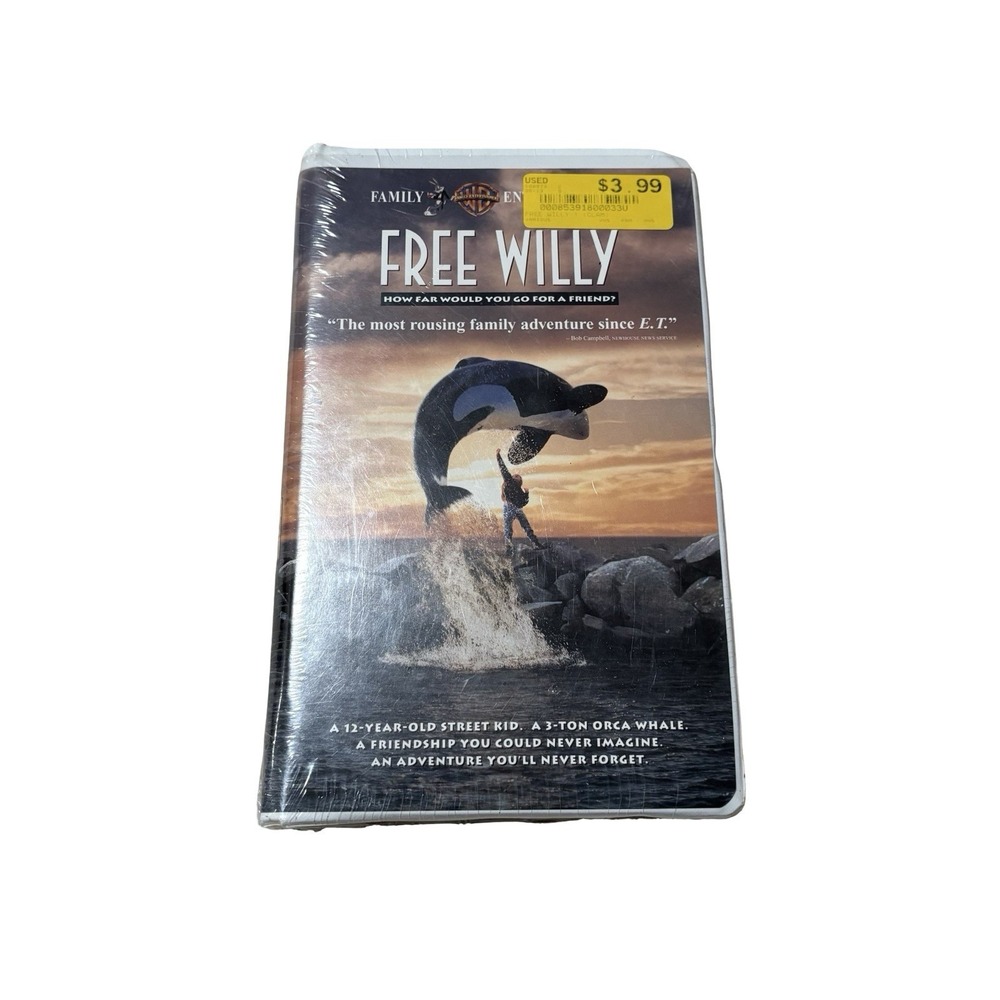 Free Willy VHS Tape Vintage (USED) Re-Sealed
